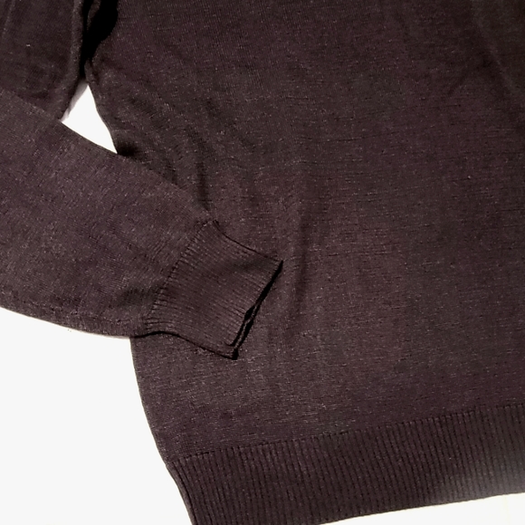Oleg Cassini Silk Cotton V-neck Sweater - Picture 3 of 7
